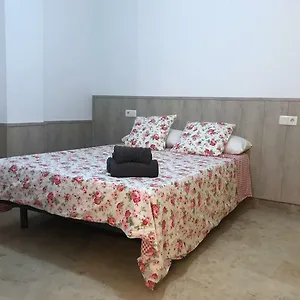 Amazing And Clean Studio Very Close To Center Apartment